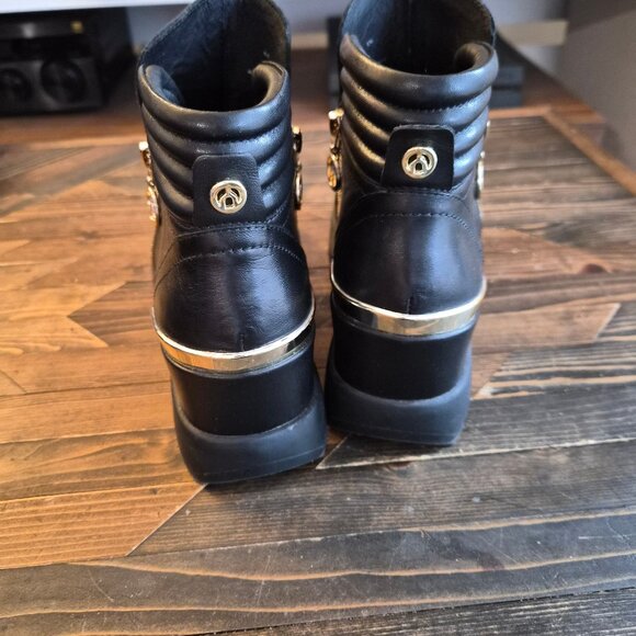 Wishbone ankle boots - Picture 3 of 4